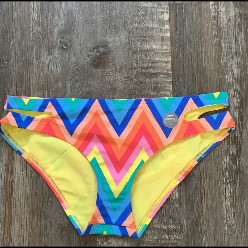 Arie Zig Zag Rainbow Bikini Bottoms Small New.